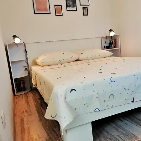 Apartment Roman *
