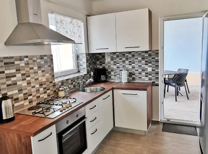 Apartment Roman Betina (Sibenik-Knin)