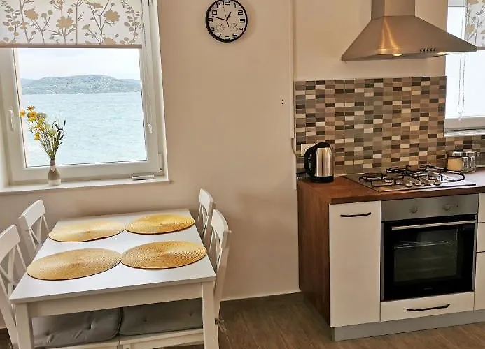 Apartment Roman Appartement Betina (Sibenik-Knin)