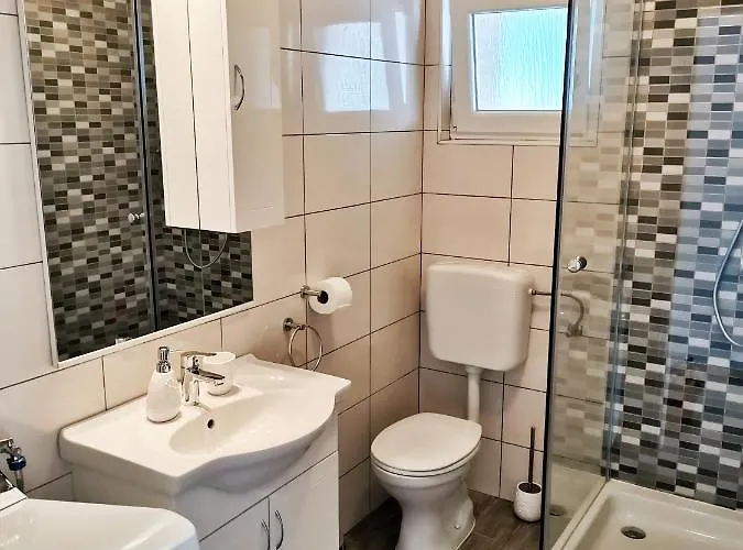 Apartment Roman * Betina (Sibenik-Knin)