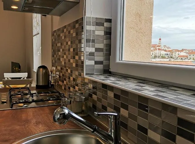 Apartment Roman * Betina (Sibenik-Knin)